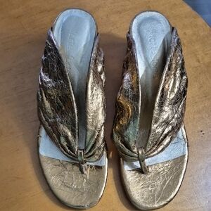 forte_forte Metallic Gold Laminated Leather Women's Sandals. Size EU 37/US 6.5